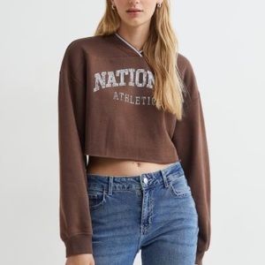 H&M cropped sweatshirt NEVER WORN